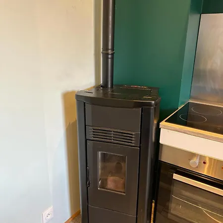 アパート Le Travexin コルニモン